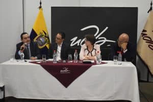 Escuela de Negocios celebró su inauguración académica