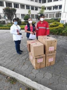 UDLA cumplió con su objetivo de entregar 1.000 visores faciales a médicos de Quito